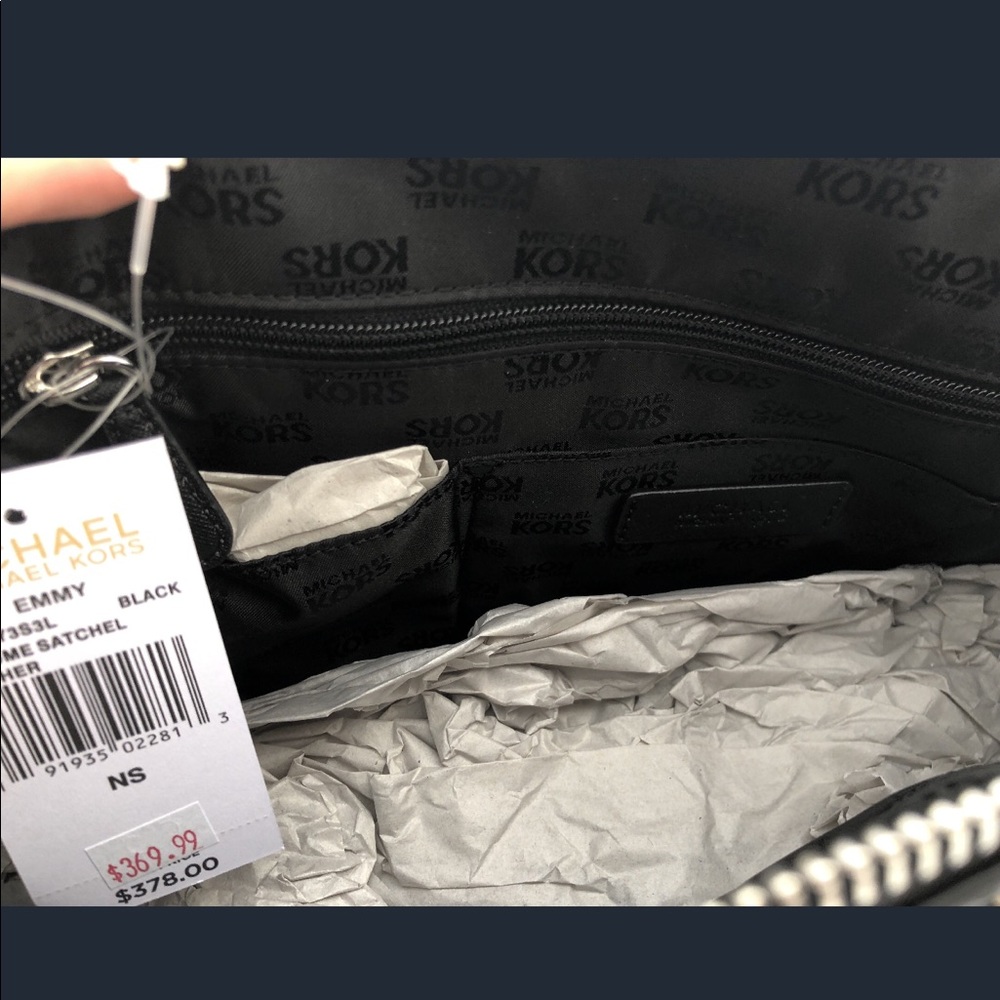 NWT Michael Kors Emmy LargeSatchel Crossbody Black - Picture 6 of 8